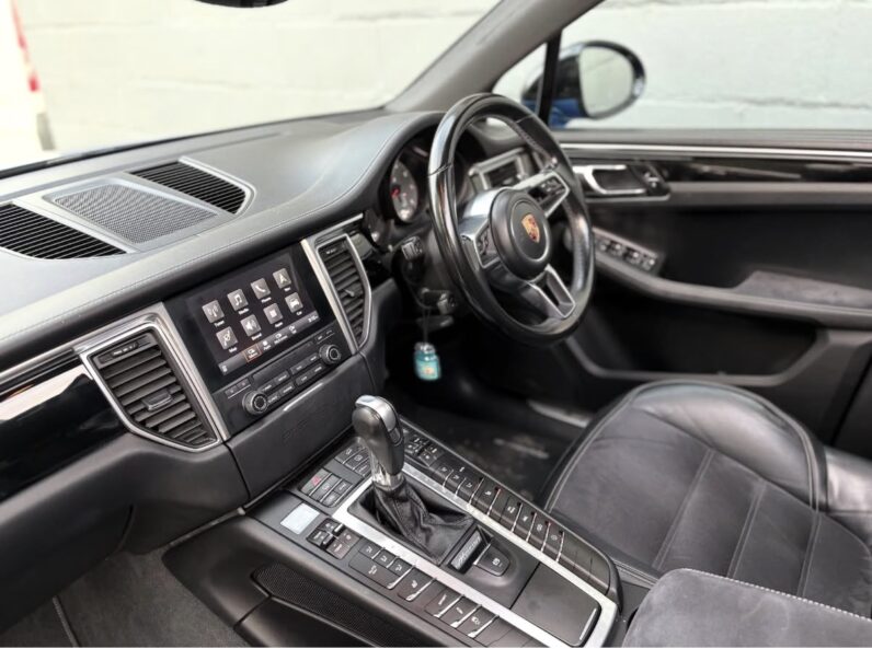 
								2017 Porsche macan gts full									