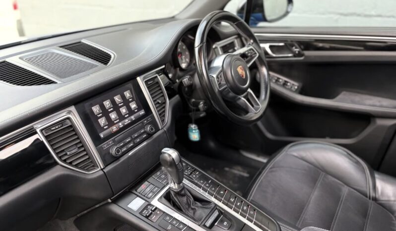 
								2017 Porsche macan gts full									